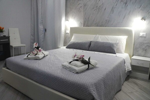 Chambre Deluxe double (N.2) | Minibar, coffre-fort, décor unique, ameublement unique