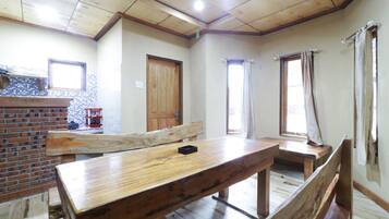 VIP Room | Living room | 40-inch TV with digital channels