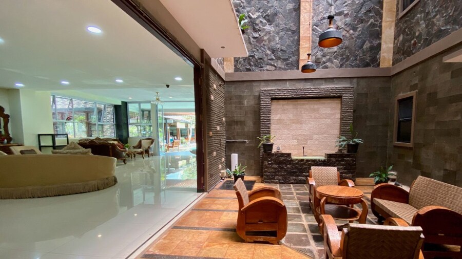 Alinson Boutique Resident Batam