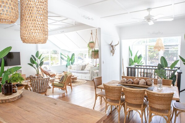 Interior - The Bruns. Holiday House est. 1936 (Brunswick Heads)