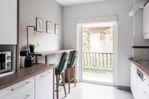 Fridge, espresso maker, coffee/tea maker, toaster - Modernized & Spacious 2BD Apartment in Chalandri (Chalandri)