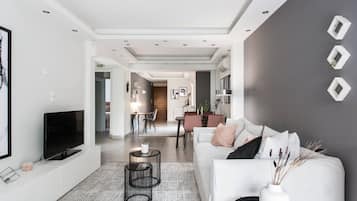 TV connectée, Netflix, livres, services de streaming