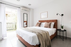 2 عدّة غرف نوم ومكواة/لوح كي وواي فاي مجانًا وملاءات أسرّة