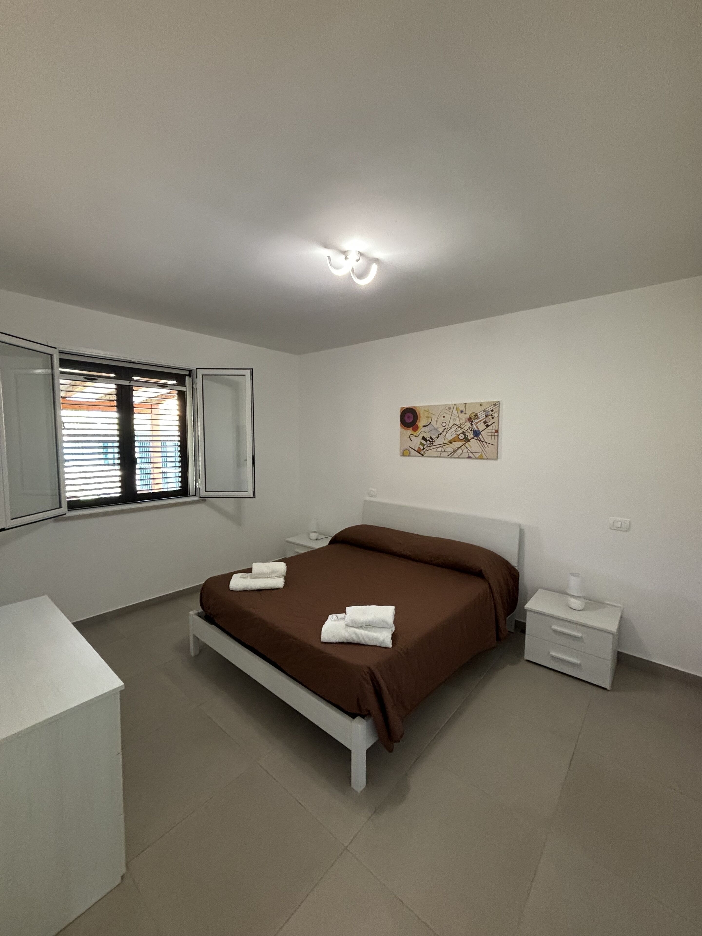 2 camere, ferro/asse da stiro, Wi-Fi gratuito, lenzuola