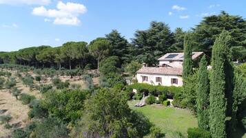 Panoramic Cottage (Pieve cottage) | Terrace/patio