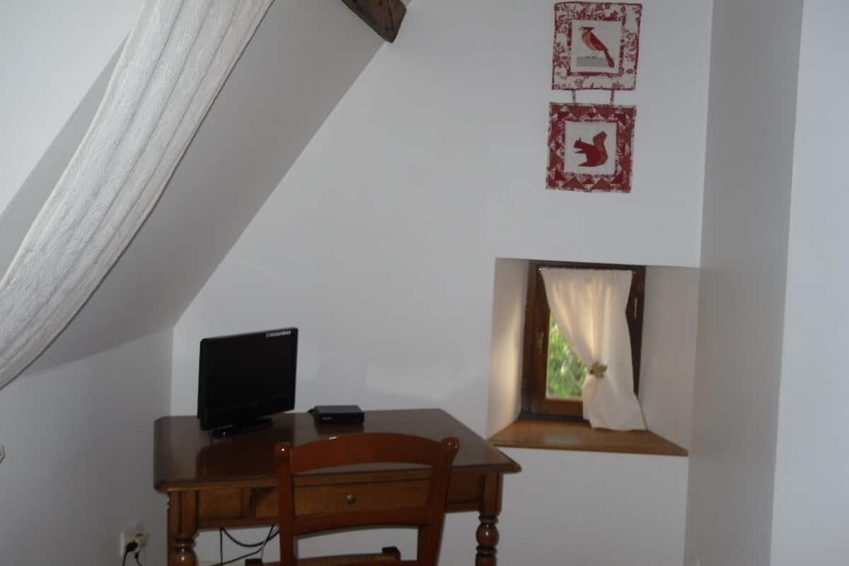 Iron/ironing board, free cots/infant beds, free WiFi, bed sheets