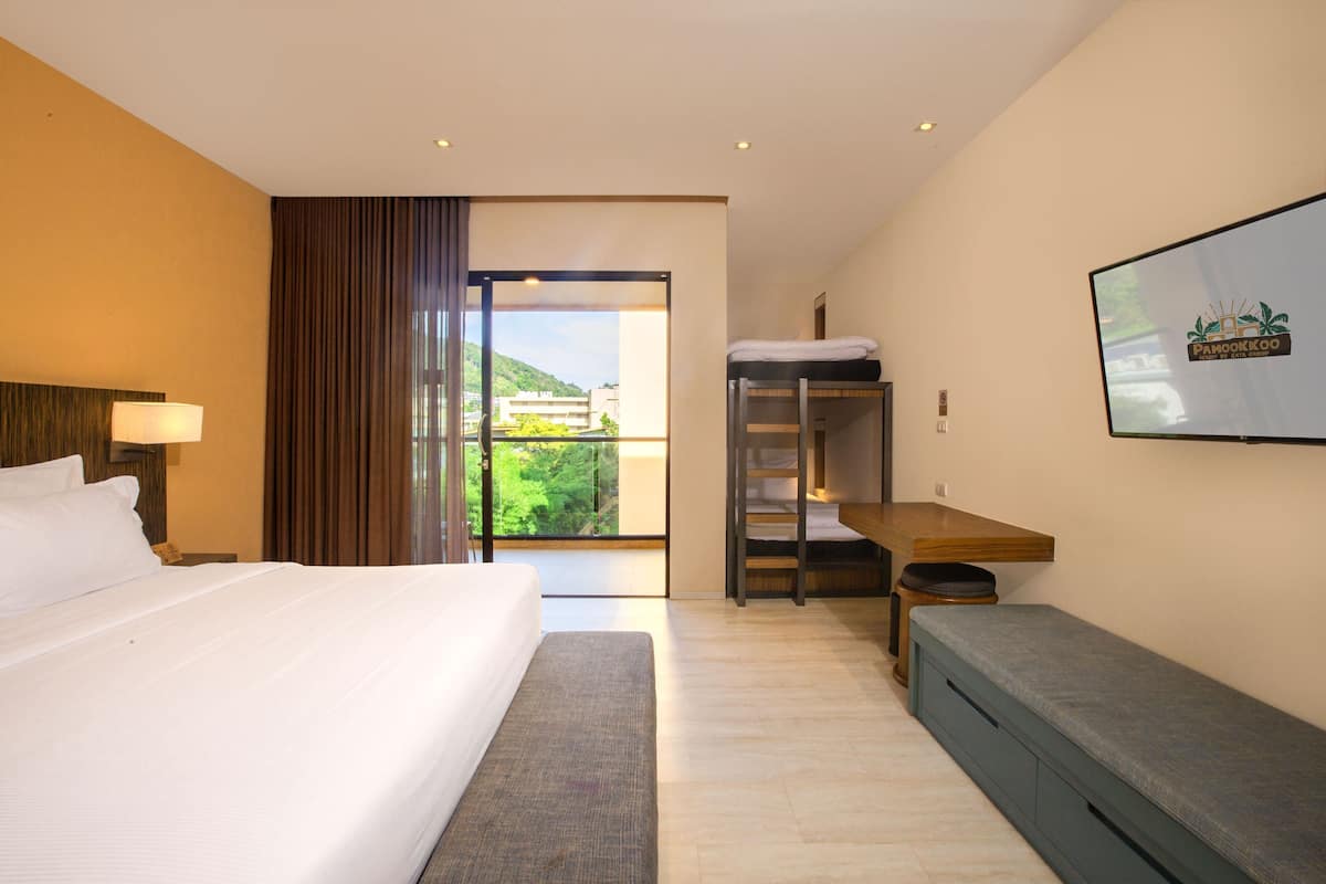 Family Room (4 Person) | Minibar, in-room safe, desk, WiFi (free)