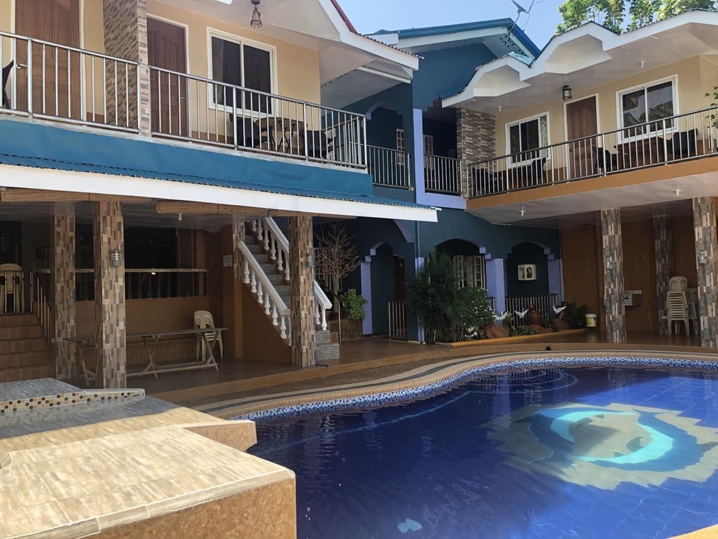Indoor pool, outdoor pool