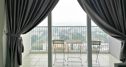 VERDI #29 2BR 4PAX @ CYBERJAYA/100MBPS WIFI/KLIA