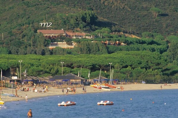 Plage à proximité, sable blanc, navette gratuite vers la plage