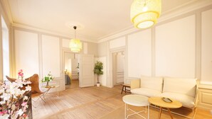 Ảnh chưa phân loại, 3 trong số 31 ảnh, nút