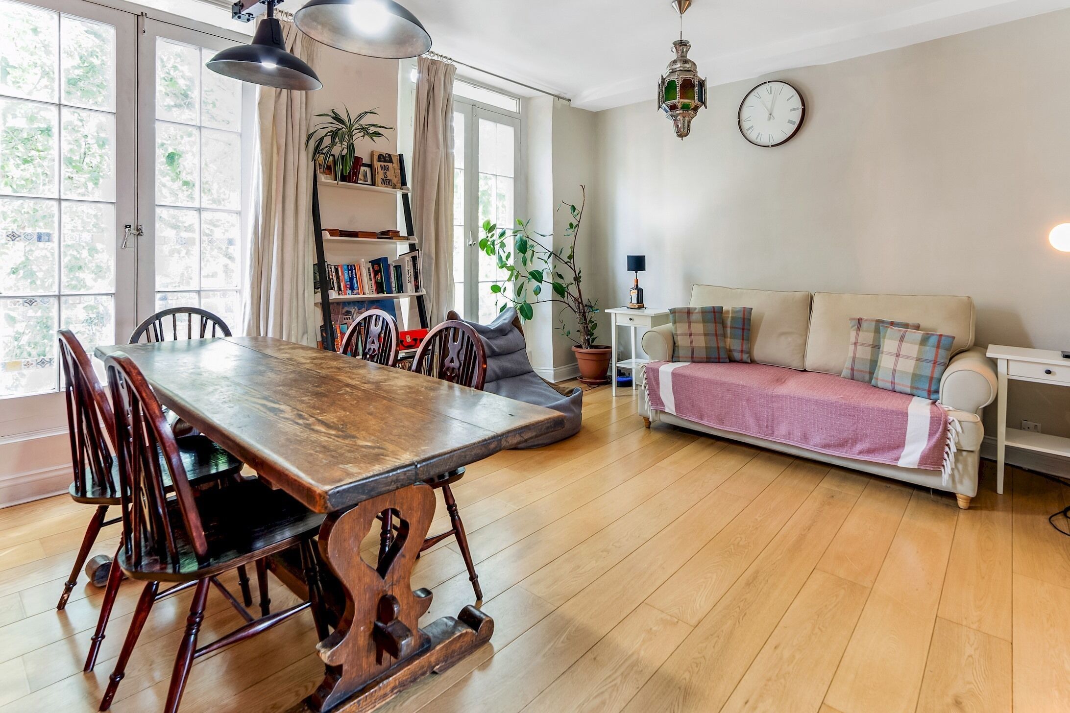 Pass the Keys | Sunny home in Kennington - Private roof top Profile