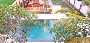 Outdoor pool - Peaceful Private Pool Villa - 9 BR with Amazing Green Rice Field View (Payangan)