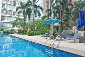 2 outdoor pools - Marc Service Residence by LCH (Kuala Lumpur)