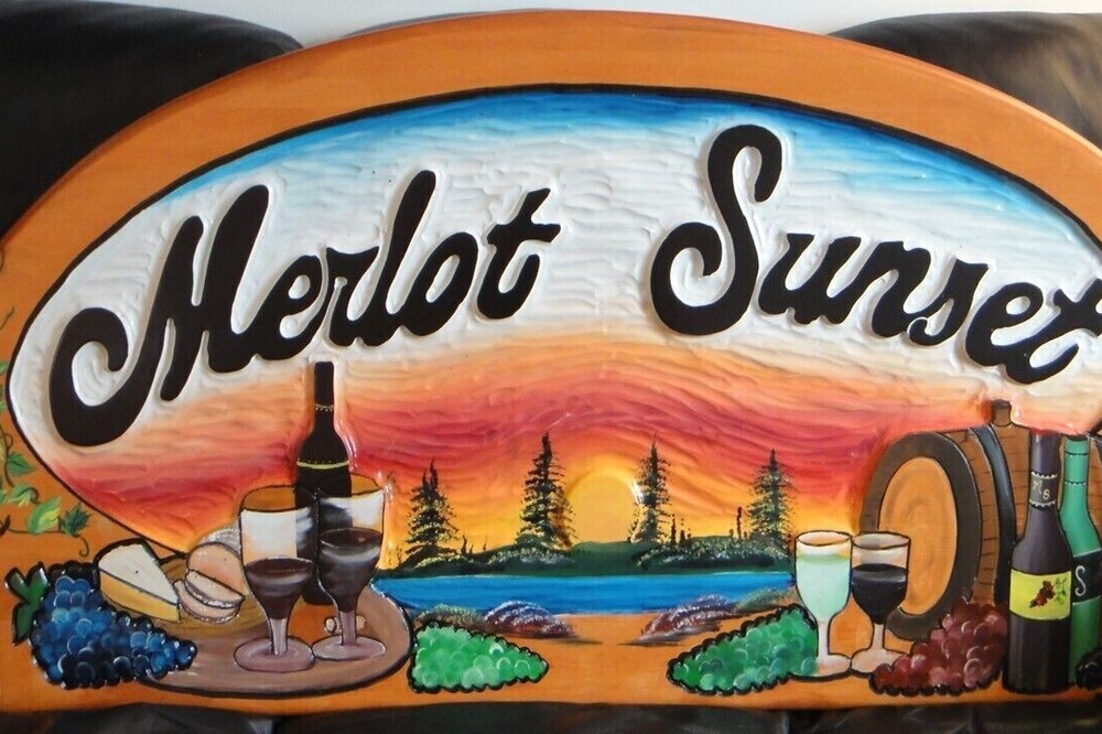 MERLOT SUNSET-SPA Pckg-O/Nite+BONUS Gourmet Dinner FREE Glass of Wine
