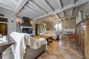 TV, DVD player, stereo