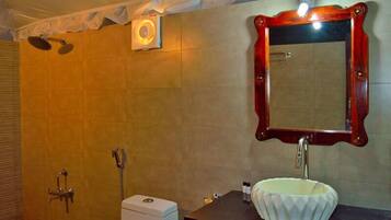 Premium Tent | Bathroom shower