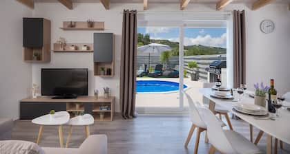 B&M Villa Sirili