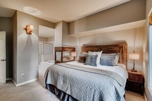 3 bedrooms, iron/ironing board, travel cot, WiFi