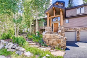Exterior - Shadow Mtn Lodge | Views | Heart of Town | Hot Tub (Breckenridge)
