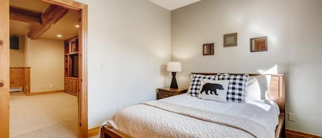 4 bedrooms, iron/ironing board, travel crib, WiFi