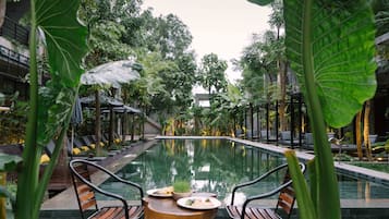 Alberca al aire libre