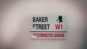Unclassified image, 5 of 15, button - Kensington Bedrooms (London)