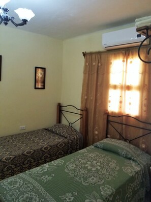 Unclassified image, 4 of 21, button - Apartamento Patricia y Jesús en Galeano (Havana)