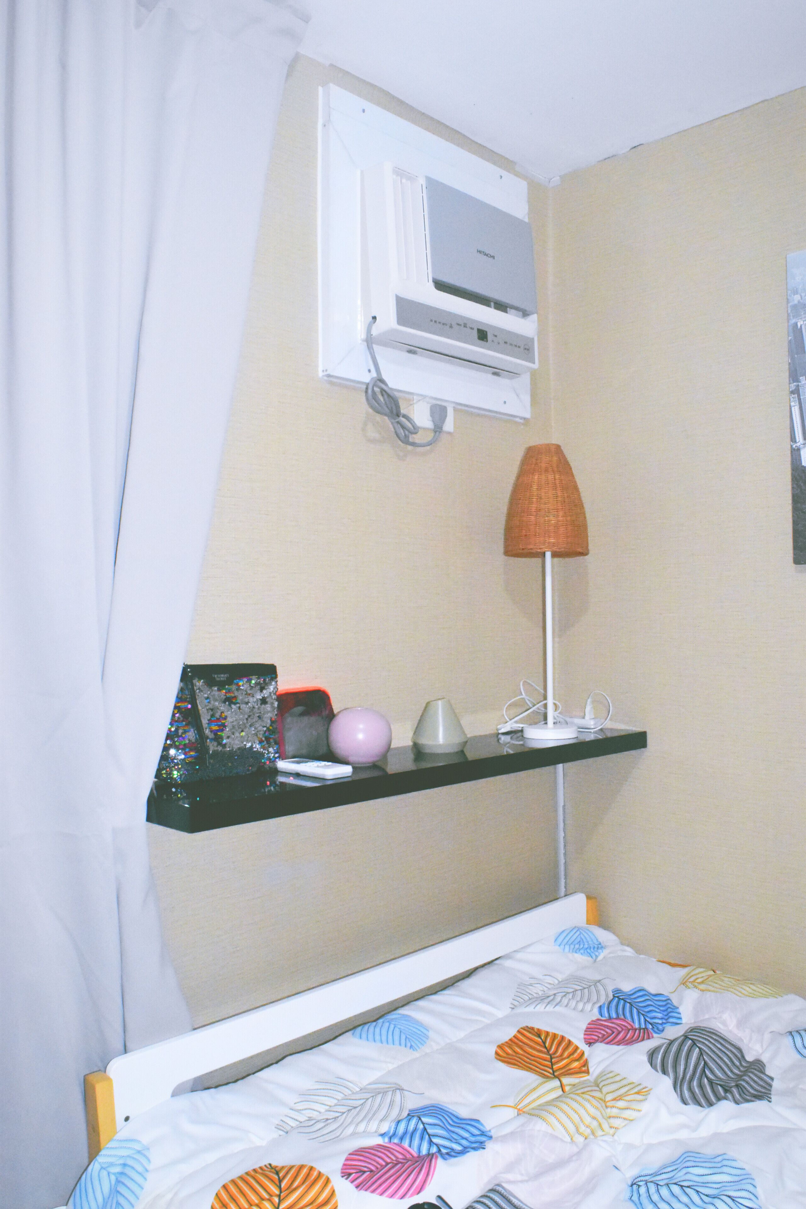 Cozy Condominium Unit- NAIA (Manila Airport) w/ Netflix