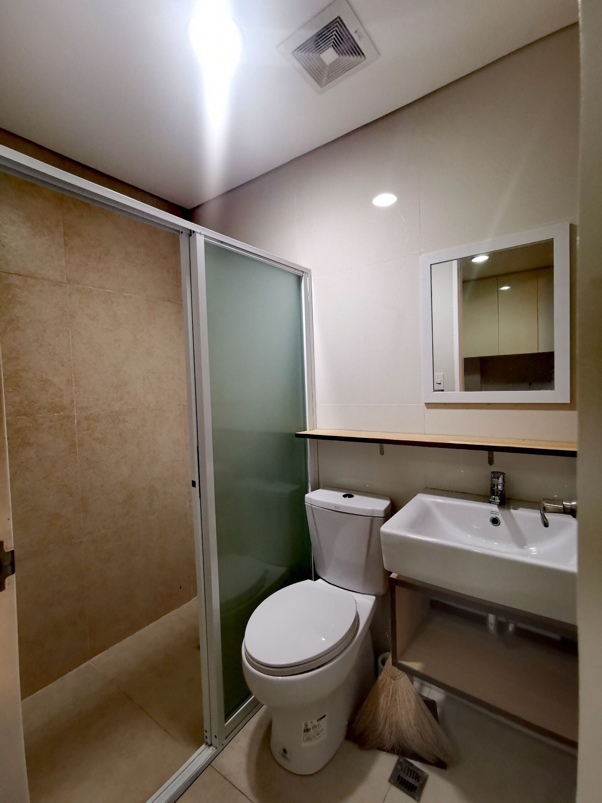 Zen Studio Between Waterfront, IT Park and Cebu Buisness Park with Fast WiFi