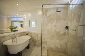 Bathtub