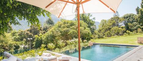 Alberca al aire libre