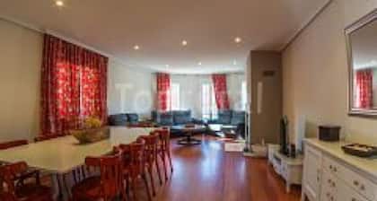 Rural House "Entrepinos". Ideal for family and groups. Private space with views