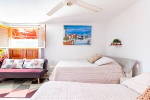 2 bedrooms, soundproofing, iron/ironing board, WiFi - Casa Rachel, a place to enjoy the old walled city (Cartagena)