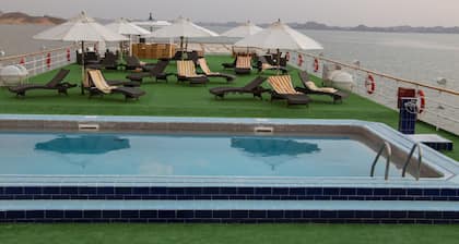 MS Nubian Sea Lake Cruise