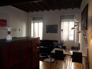 TV, DVD player - World Wide Bed Flaminio (Roma)