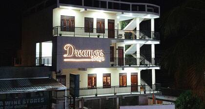 Dreamers Lodge - Hostel