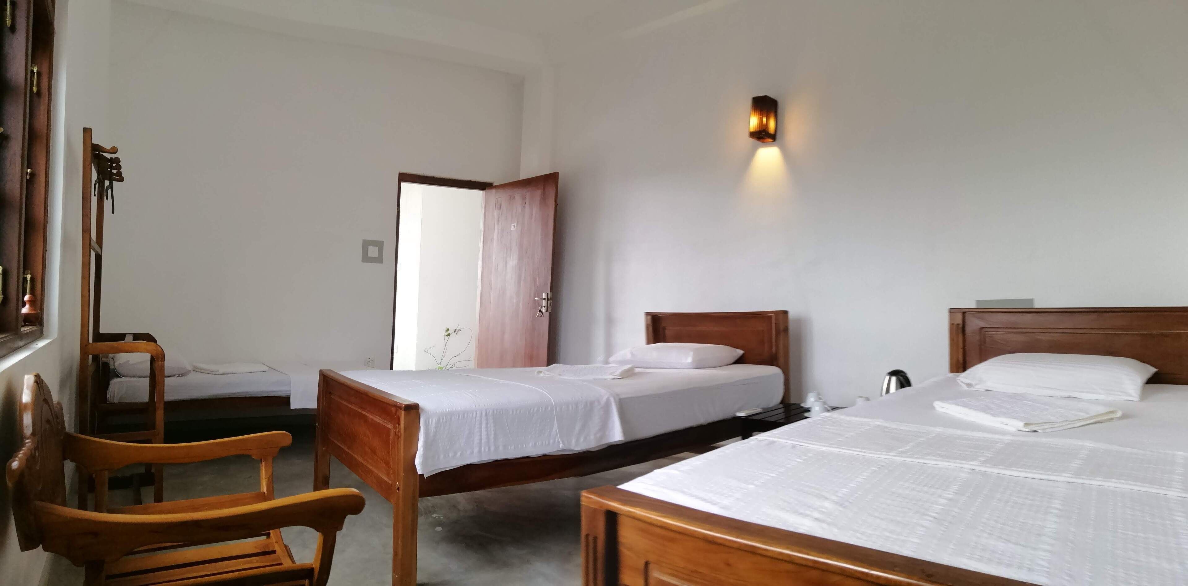 Chambre Triple | Décoration personnalisée, ameublement personnalisé, Wi-Fi gratuit