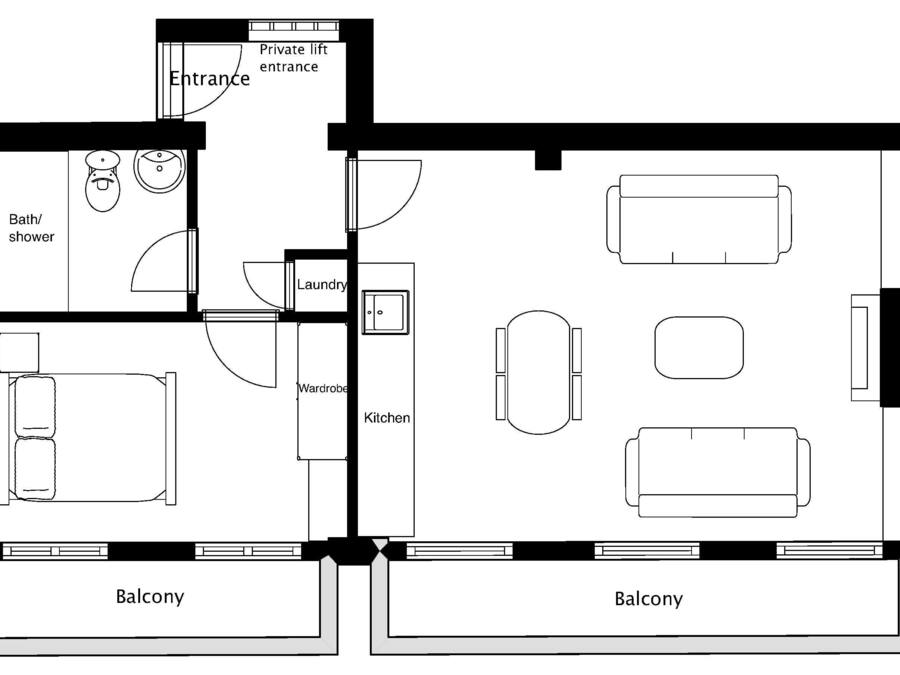 Plano de distribución de un hotel con dos balcones, acceso privado a un ascensor, baño/ducha, zona de lavandería, armario y cocina.