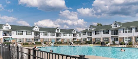 Condo, 2 Bedrooms | Pool