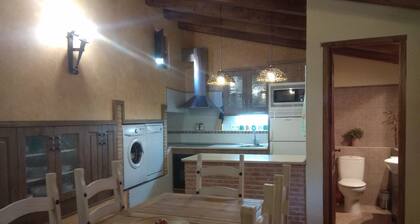 El Corralón Duplex - Maaseudun majoitus Sigüenzassa (6 paikkaa)
