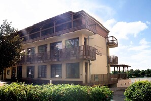 Exterior - Apartmanovy wellness garni hotel relax (Senec)