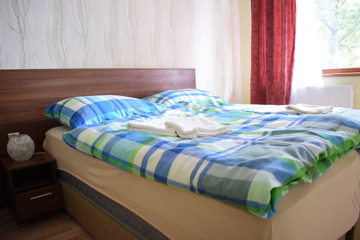 Kamar Double | Wi-Fi gratis dan seprai linen