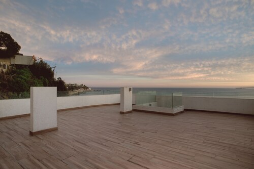 Fisherman' s Retreat