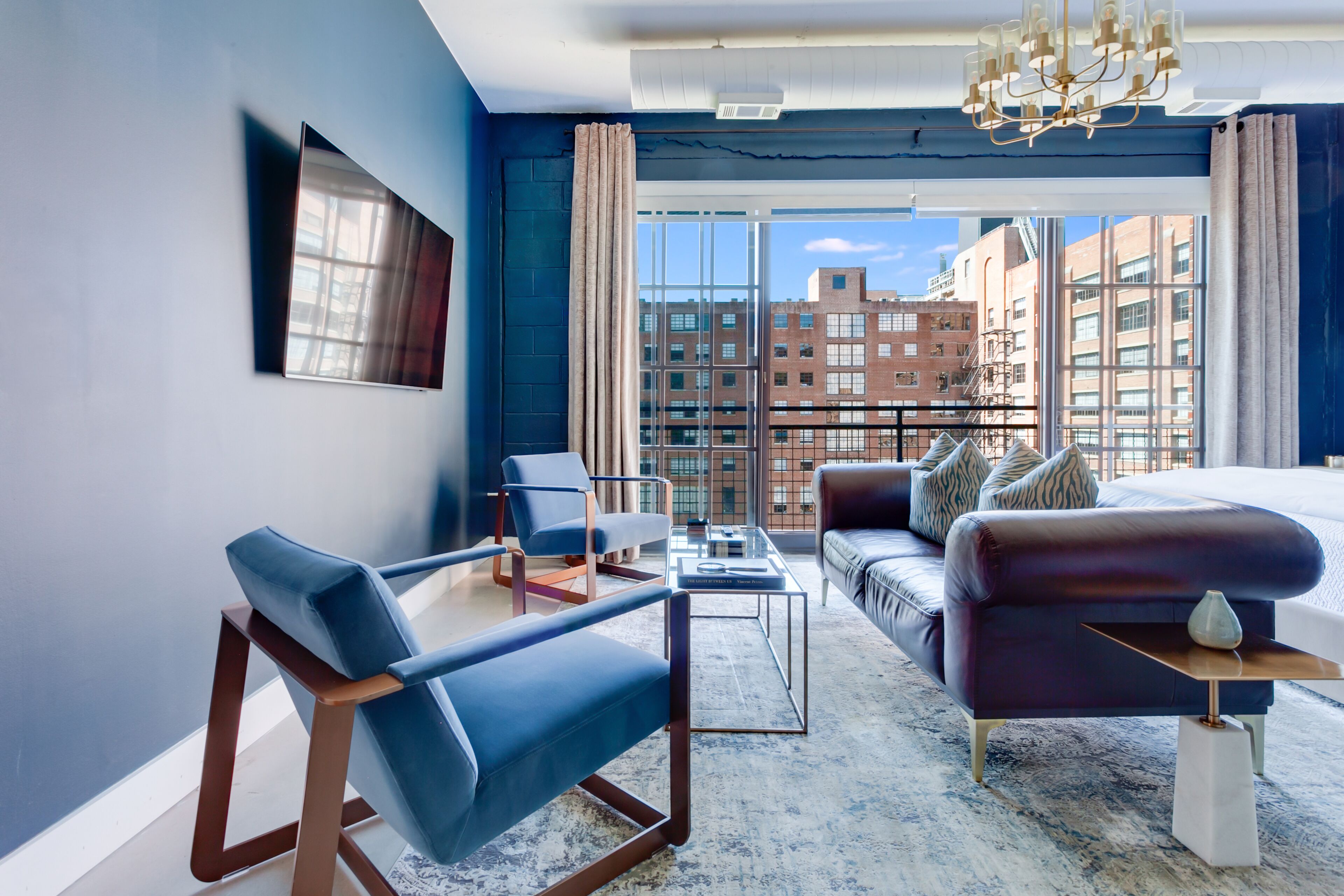 La Femme Flat by Atlanta Luxury Rentals