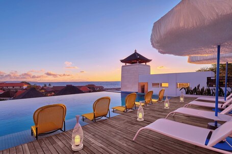 Aloft Bali Seminyak – Affordable hotel in Seminyak