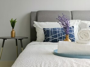 3 bedrooms, iron/ironing board, free WiFi