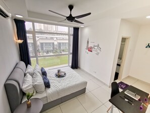 3 bedrooms, iron/ironing board, free WiFi