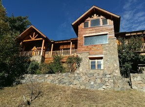 Front of property - Hosteria Barenhaus (San Martín de los Andes)