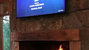 Fireplace - Hosteria Barenhaus (San Martín de los Andes)